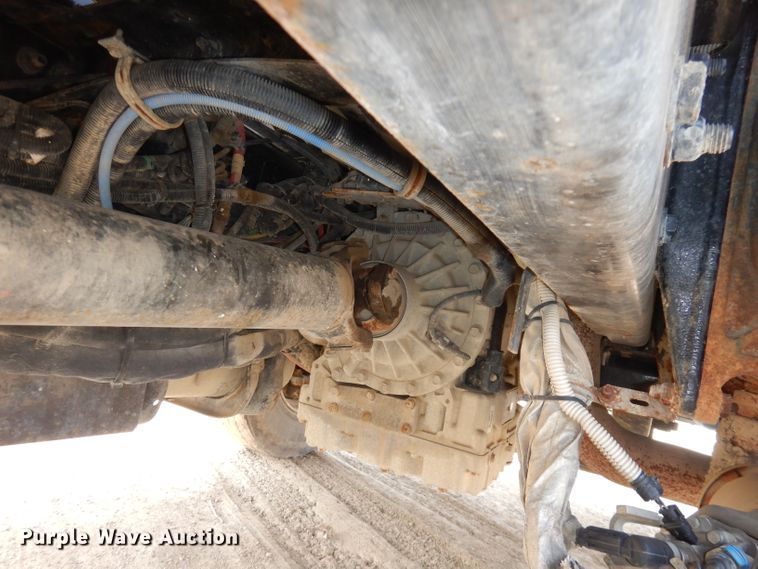 image for item DI6570 2011 Freightliner Business Class M2  refuse truck