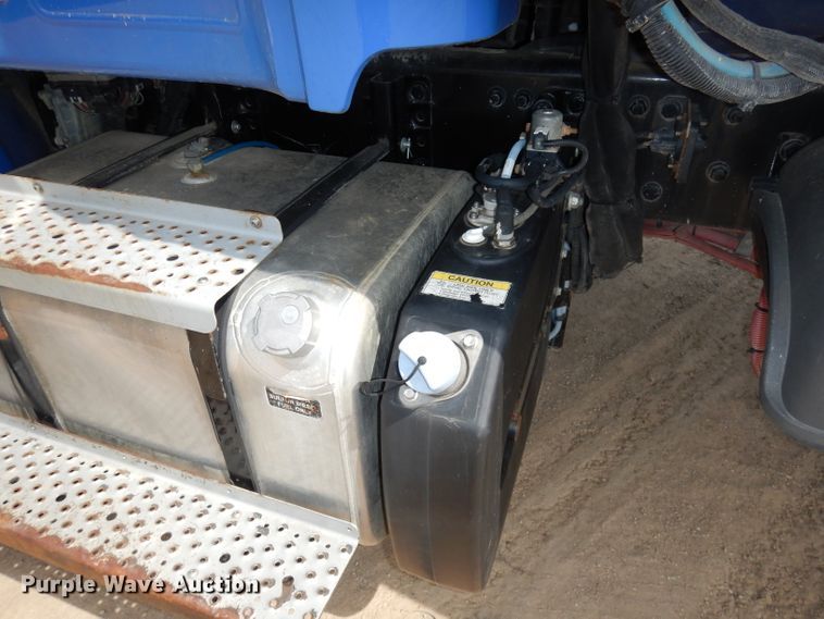 image for item DI6570 2011 Freightliner Business Class M2  refuse truck