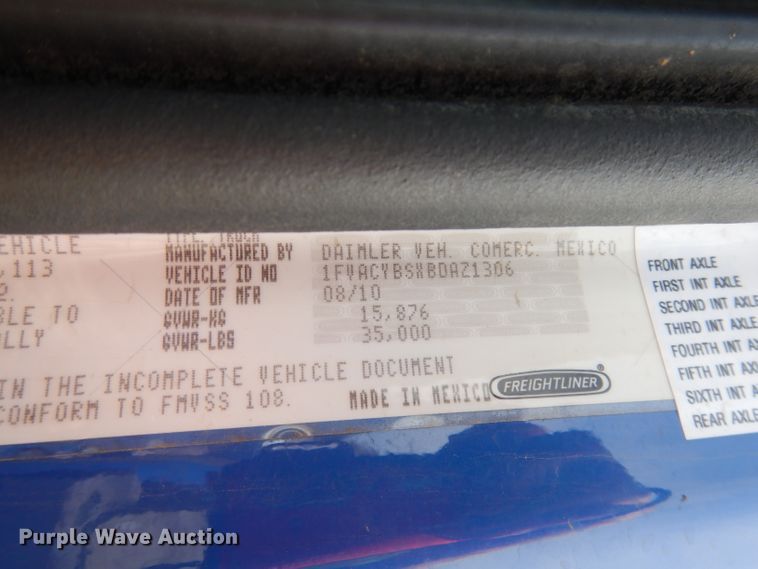 image for item DI6570 2011 Freightliner Business Class M2  refuse truck