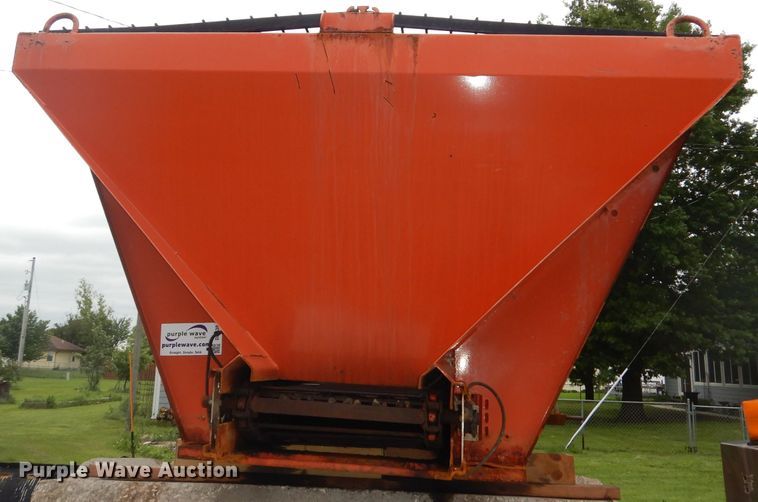 image for item DI6639 Swenson dump truck spreader