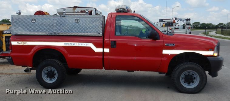 image for item DI6665 2002 Ford F350 Super Duty  brush fire truck
