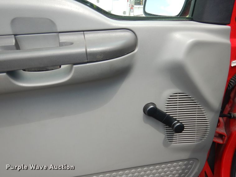 image for item DI6665 2002 Ford F350 Super Duty  brush fire truck