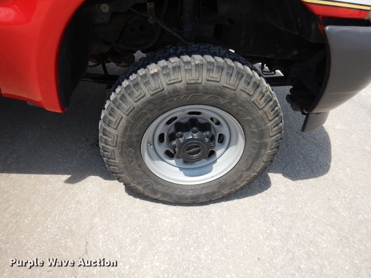 image for item DI6665 2002 Ford F350 Super Duty  brush fire truck