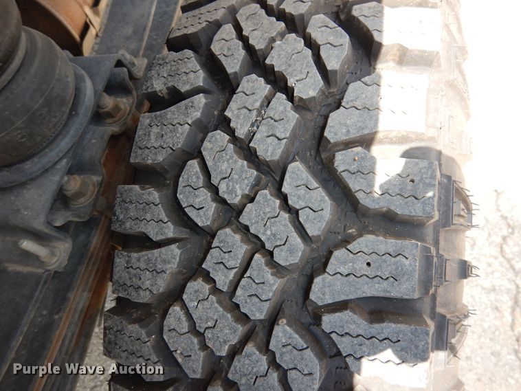 image for item DI6665 2002 Ford F350 Super Duty  brush fire truck