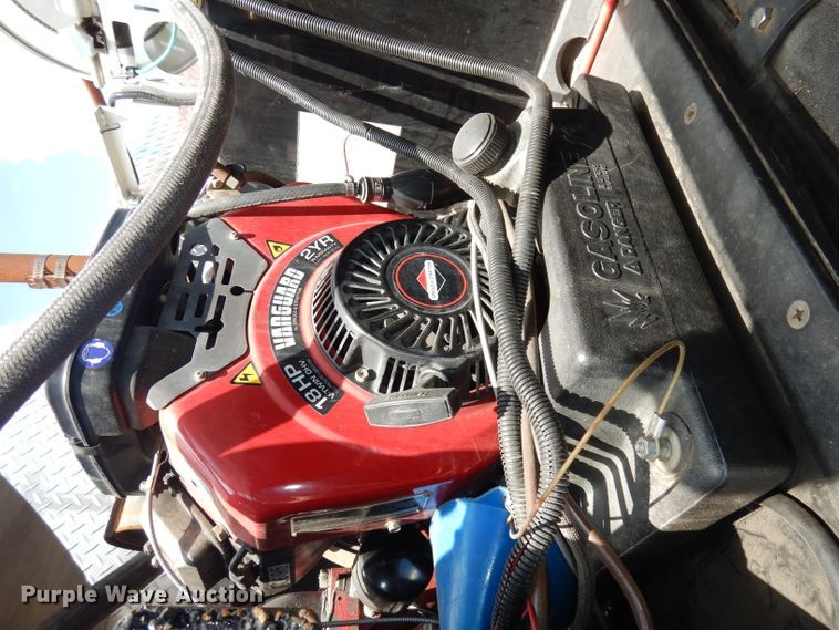 image for item DI6665 2002 Ford F350 Super Duty  brush fire truck