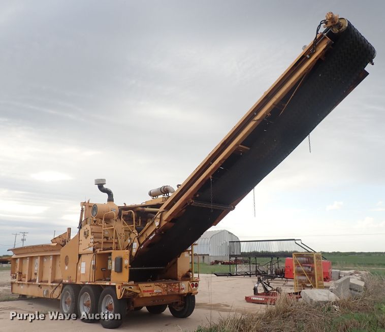 image for item DJ5662 2002 Bandit 3680 Beast  horizontal grinder