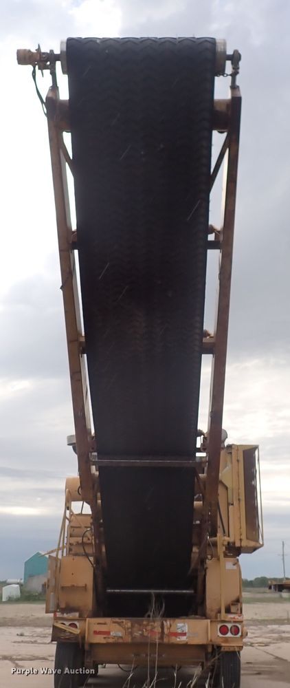 image for item DJ5662 2002 Bandit 3680 Beast  horizontal grinder