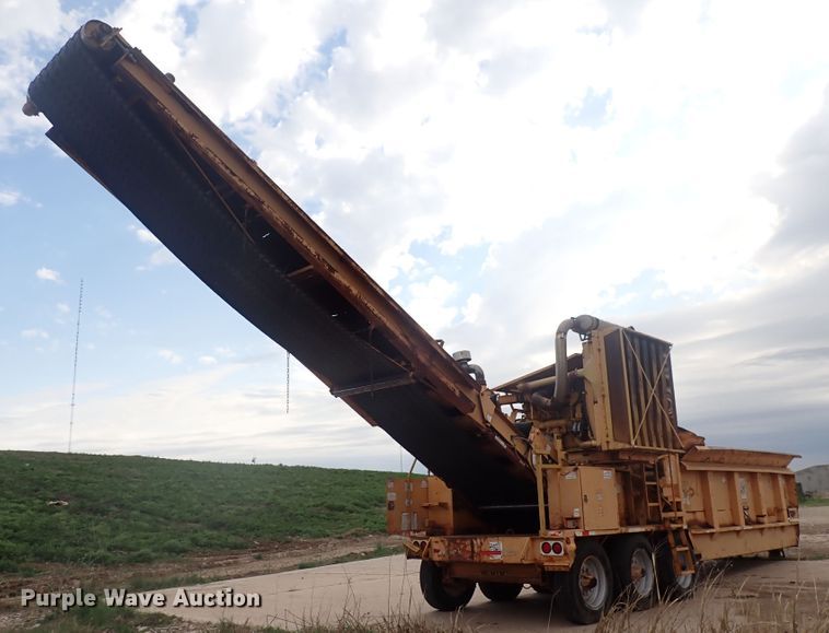 image for item DJ5662 2002 Bandit 3680 Beast  horizontal grinder