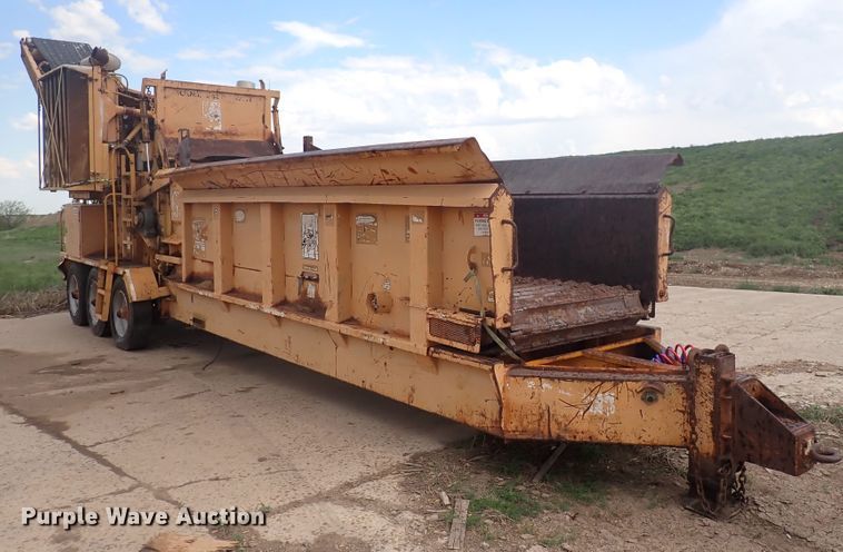 image for item DJ5662 2002 Bandit 3680 Beast  horizontal grinder