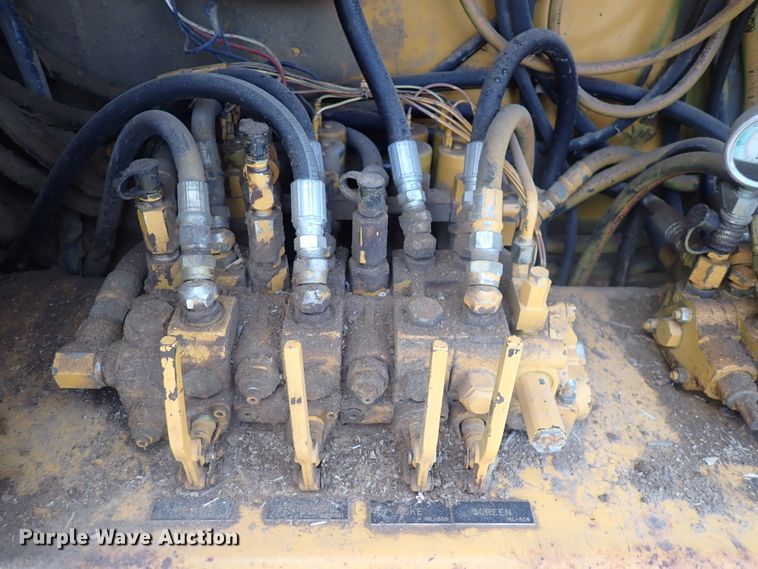 image for item DJ5662 2002 Bandit 3680 Beast  horizontal grinder