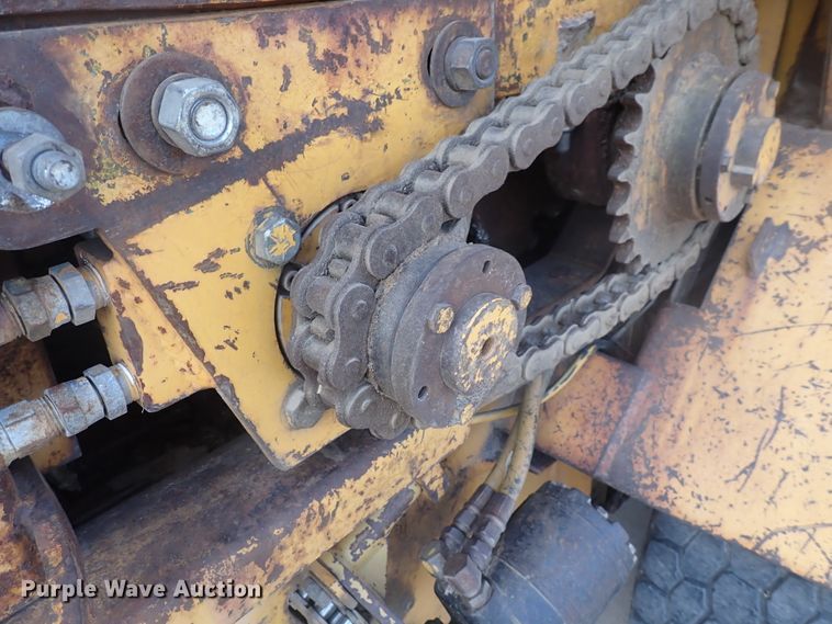 image for item DJ5662 2002 Bandit 3680 Beast  horizontal grinder