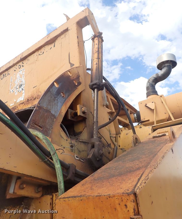 image for item DJ5662 2002 Bandit 3680 Beast  horizontal grinder