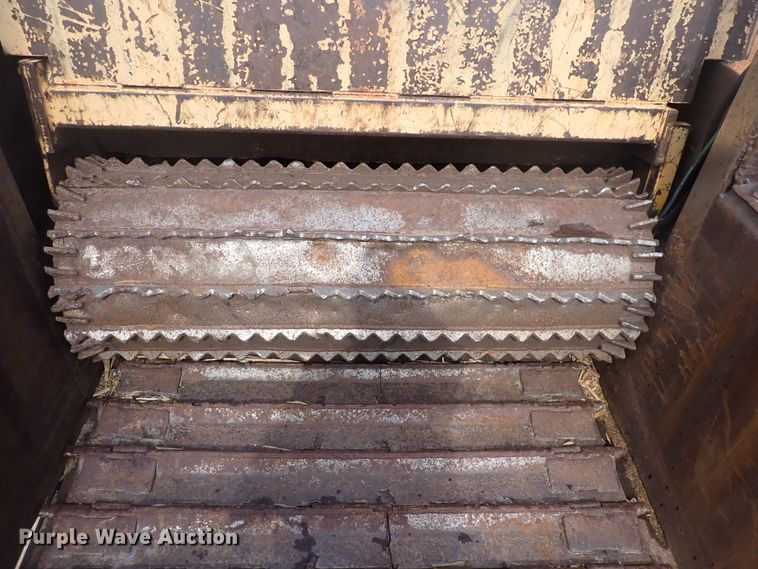 image for item DJ5662 2002 Bandit 3680 Beast  horizontal grinder