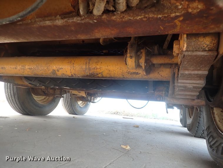 image for item DJ5662 2002 Bandit 3680 Beast  horizontal grinder