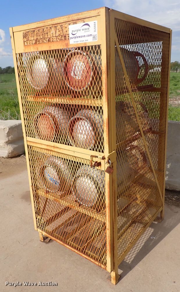 image for item DJ5664 Steel propane cage