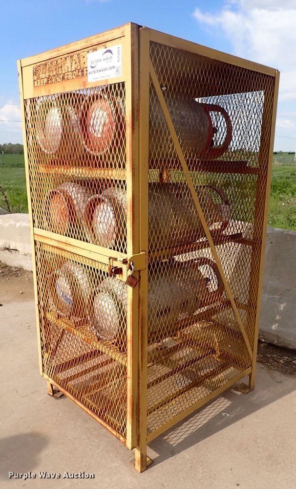 image for item DJ5664 Steel propane cage