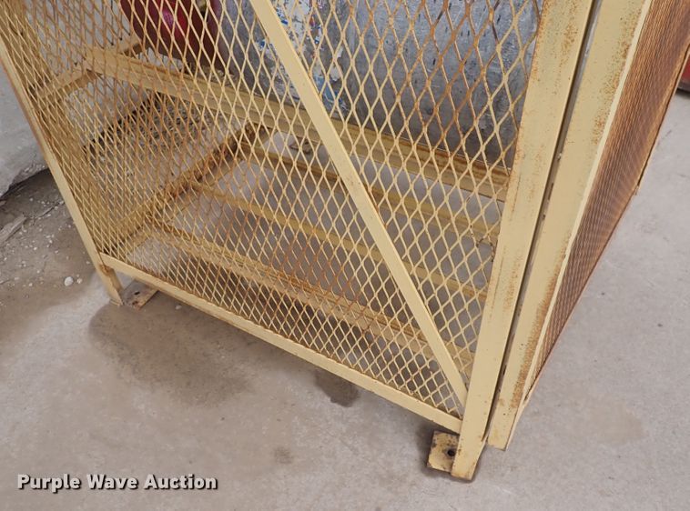 image for item DJ5664 Steel propane cage