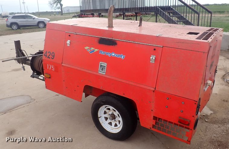 image for item DJ5665 Sullair D175Q  air compressor