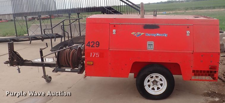 image for item DJ5665 Sullair D175Q  air compressor