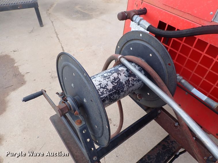 image for item DJ5665 Sullair D175Q  air compressor