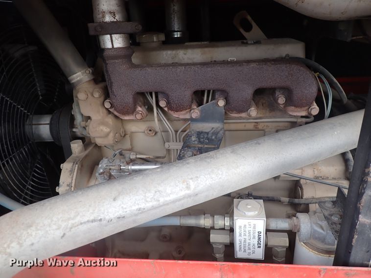 image for item DJ5665 Sullair D175Q  air compressor