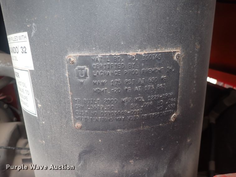 image for item DJ5665 Sullair D175Q  air compressor