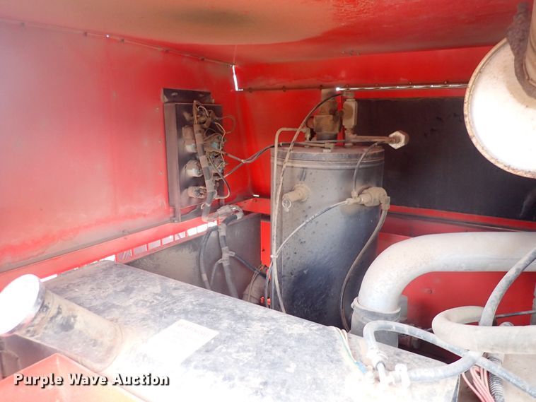 image for item DJ5665 Sullair D175Q  air compressor