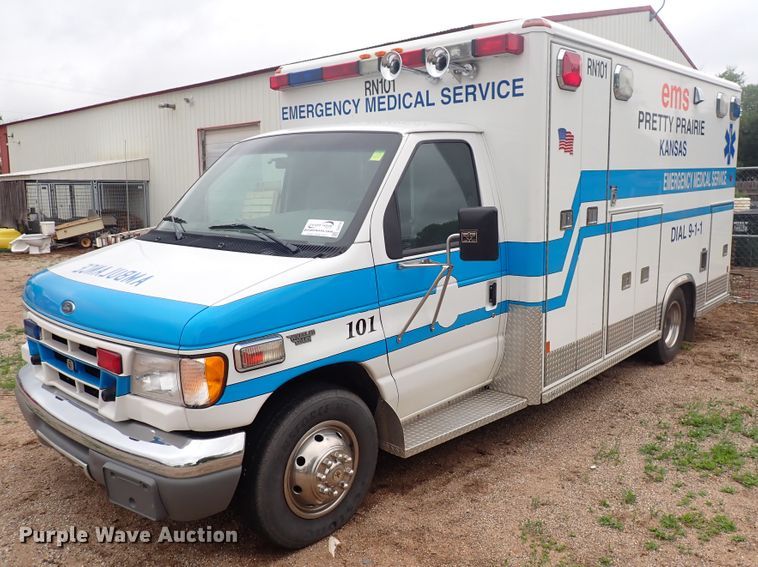 image for item DJ5729 2000 Ford Econoline E350  ambulance