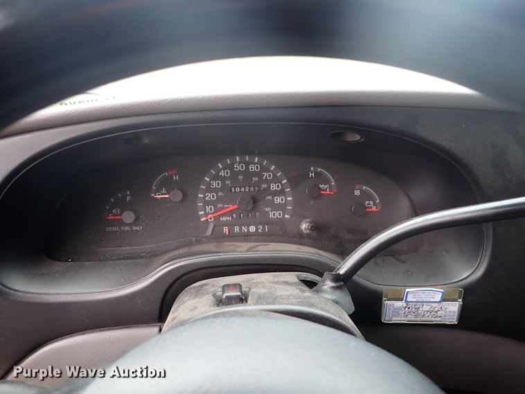 image for item DJ5729 2000 Ford Econoline E350  ambulance