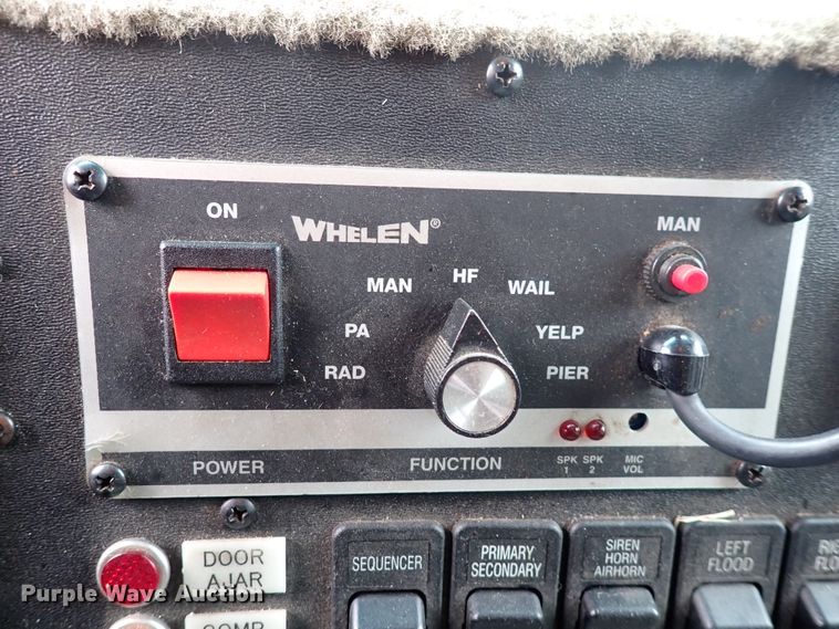 image for item DJ5729 2000 Ford Econoline E350  ambulance