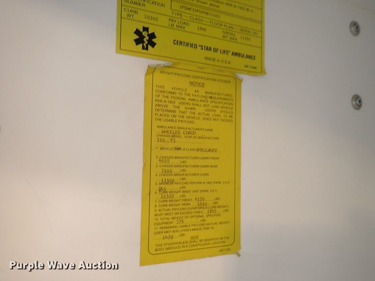 image for item DJ5729 2000 Ford Econoline E350  ambulance