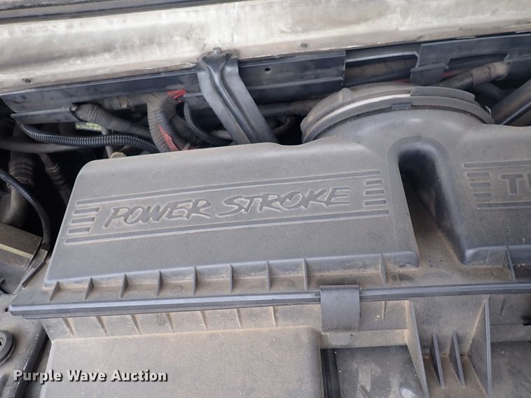 image for item DJ5729 2000 Ford Econoline E350  ambulance