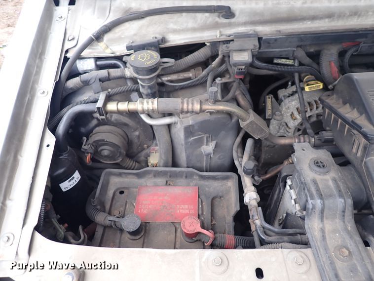 image for item DJ5729 2000 Ford Econoline E350  ambulance