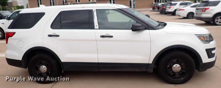 image for item DJ5731 2017 Ford Explorer Police  SUV