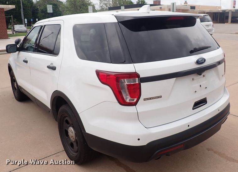 image for item DJ5731 2017 Ford Explorer Police  SUV
