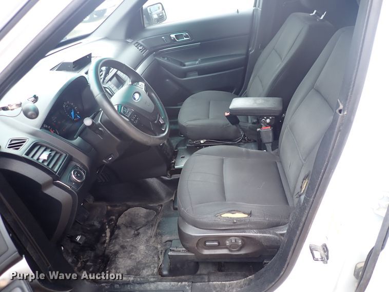 image for item DJ5731 2017 Ford Explorer Police  SUV