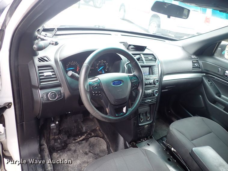 image for item DJ5731 2017 Ford Explorer Police  SUV