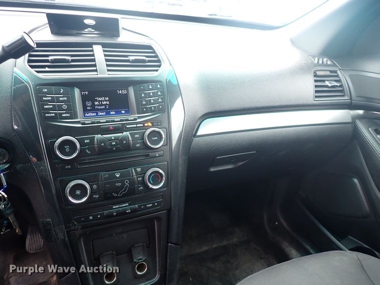 image for item DJ5731 2017 Ford Explorer Police  SUV