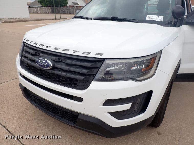 image for item DJ5731 2017 Ford Explorer Police  SUV