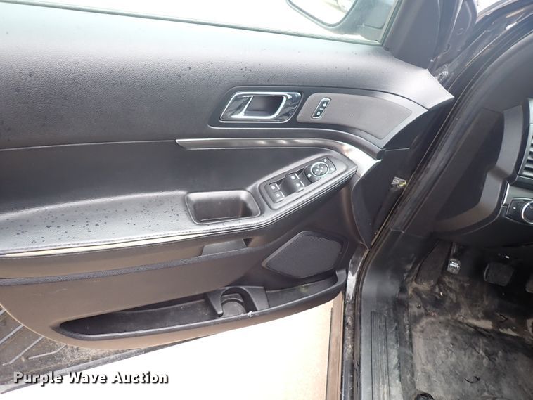 image for item DJ5733 2018 Ford Explorer Police  SUV