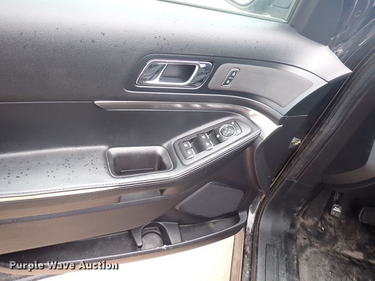 image for item DJ5733 2018 Ford Explorer Police  SUV