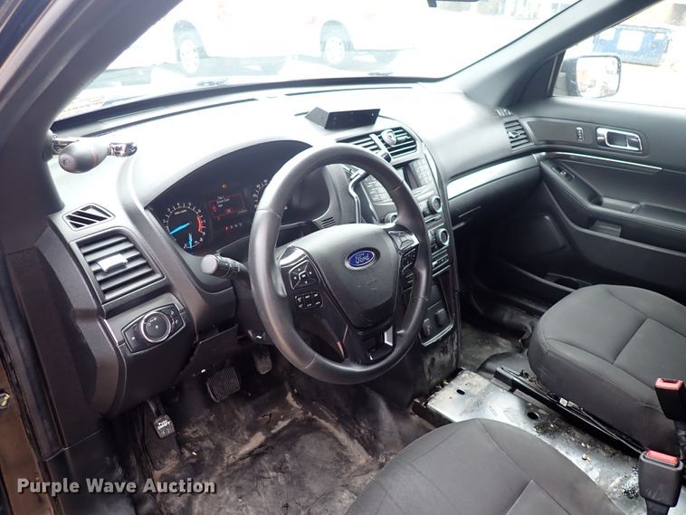 image for item DJ5733 2018 Ford Explorer Police  SUV