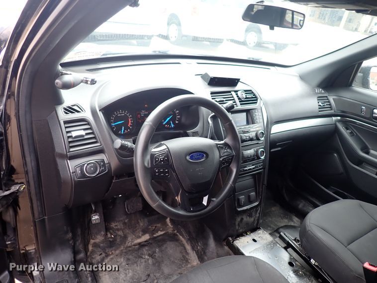 image for item DJ5733 2018 Ford Explorer Police  SUV