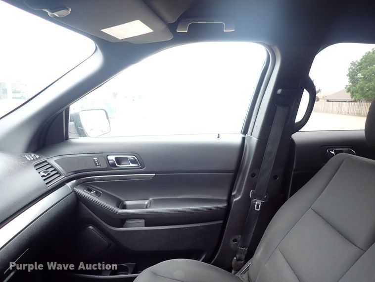 image for item DJ5733 2018 Ford Explorer Police  SUV