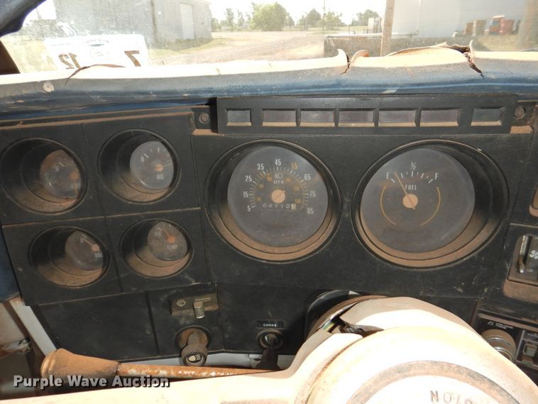 image for item DJ8489 1982 Chevrolet C60  dump flatbed truck