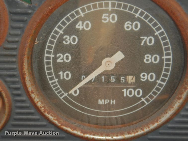 image for item DJ8490 Ford F700  water truck