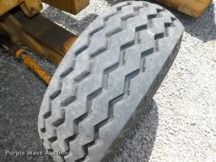 image for item DK8545 1995 Caterpillar 426B  backhoe