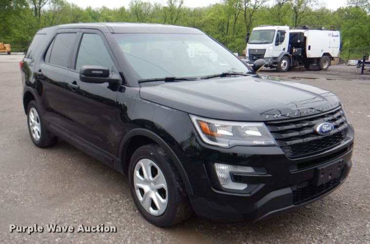 image for item DK8998 2016 Ford Explorer Police Interceptor  SUV