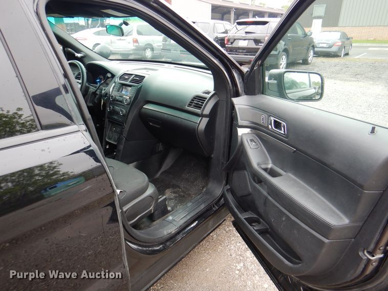 image for item DK8998 2016 Ford Explorer Police Interceptor  SUV