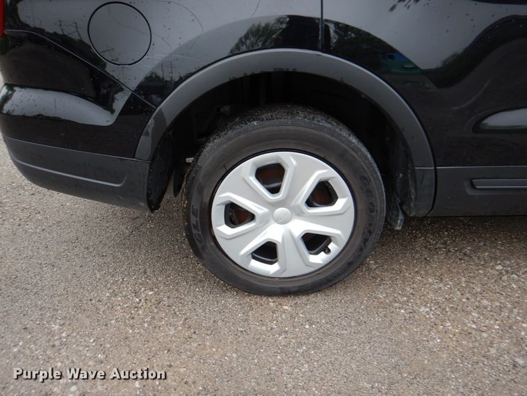 image for item DK8998 2016 Ford Explorer Police Interceptor  SUV